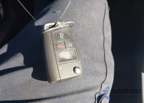 2020 Volkswagen Tiguan 2.0T Se/2.0T Se R-Line Black/2.0T Sel z USA, uszkodzony, nr VIN 3VV2B7AX3LM149352